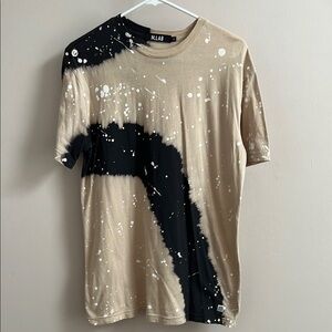 Tan and Black Artistic Short Sleeve Tee